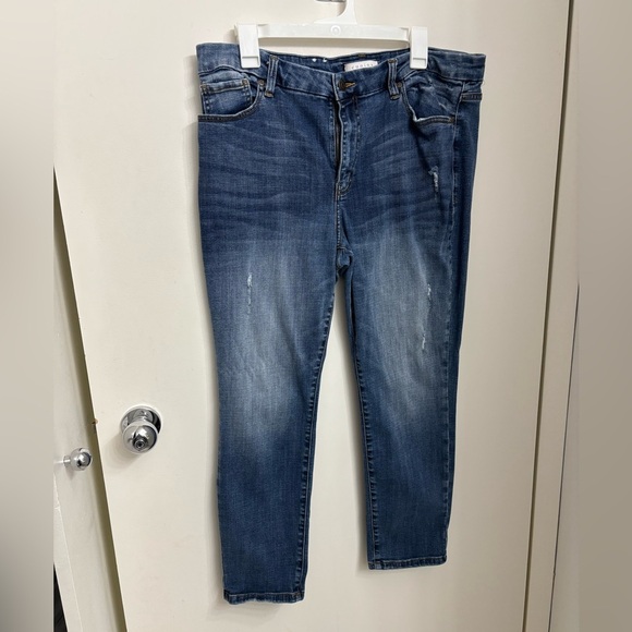 eunina Denim - Eunina Destructed Blue Jeans